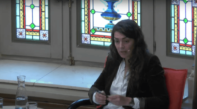 Guerra y paz en sentido extramoral